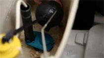 How to Replace a Toilet Flapper